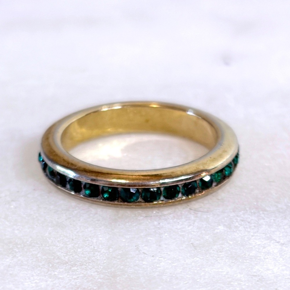 Vintage 14K Gold Filled Green Rhinestone Channel Set Eternity Band Ring Size 6